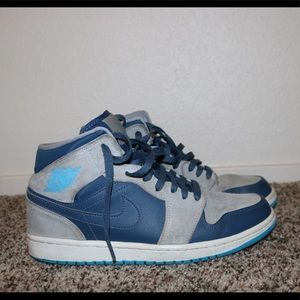 Jordan 1 mid grey and blue